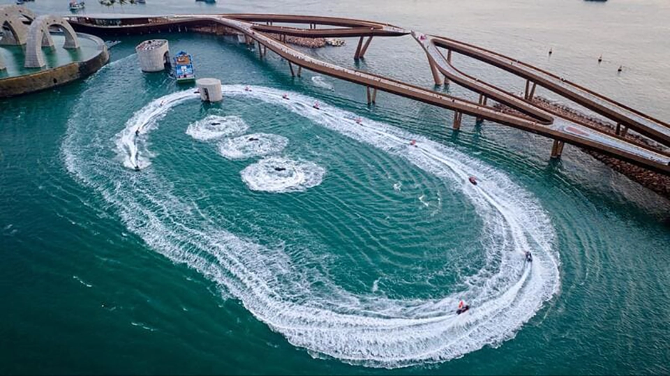 ラブ・ハリケーン・フーコック：海の楽園で体験する究極のジェット